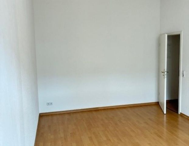 Großzügige 3-Zimmer-Wohnung in zentraler Lage von Halle (Saale) - Foto 1