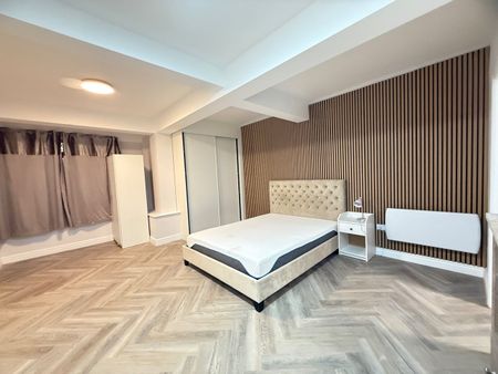 3 Bed Flat, Tuscany House, M1 - Photo 3