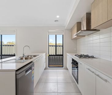 Stylish and Contemporary Living in Huntly - Photo 1