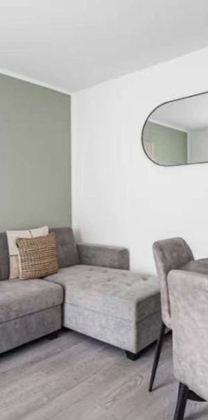 Abbotsbury Road Room 3 - Photo 1