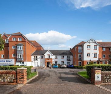 2 bedroom retirement property to rent - Photo 1