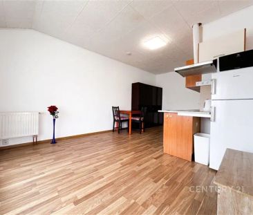 Světlý byt 2+kk (35 m - Fotografie 4