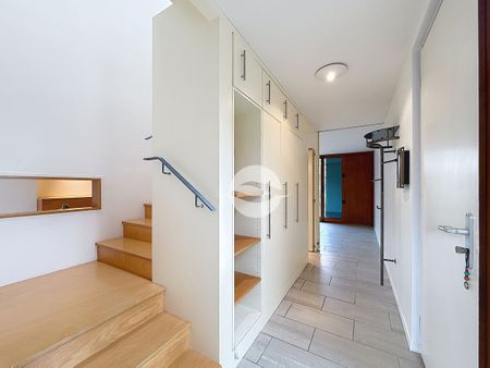 Charming semi-detached 4.5-room villa with a garden! - Photo 3