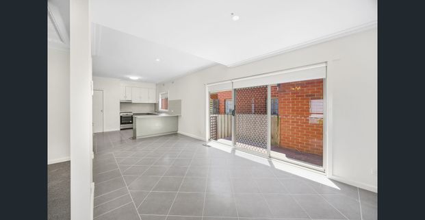 Beautifully refreshed throughout with brand new finishes and thoughtful updates - Photo 1