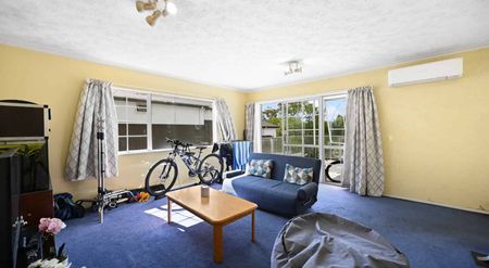 Charming spot with river views! - Photo 5