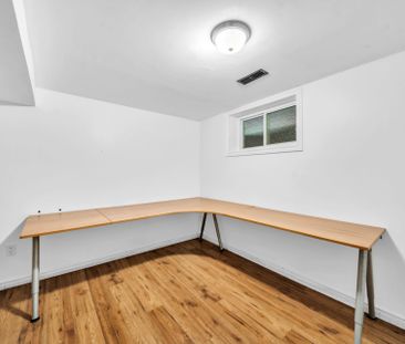 For Lease - 43 Parkside Drive Unit# Basement, Newmarket, Ontario - Photo 2