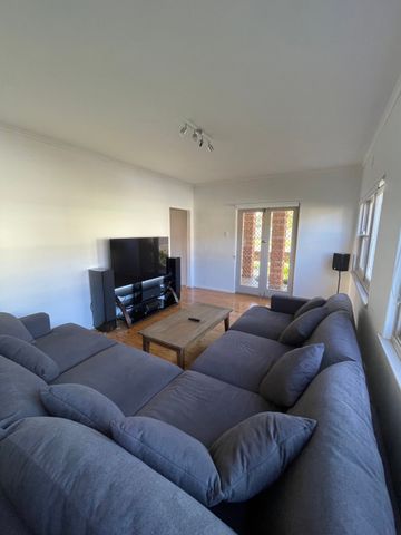 Belmont North - Photo 2