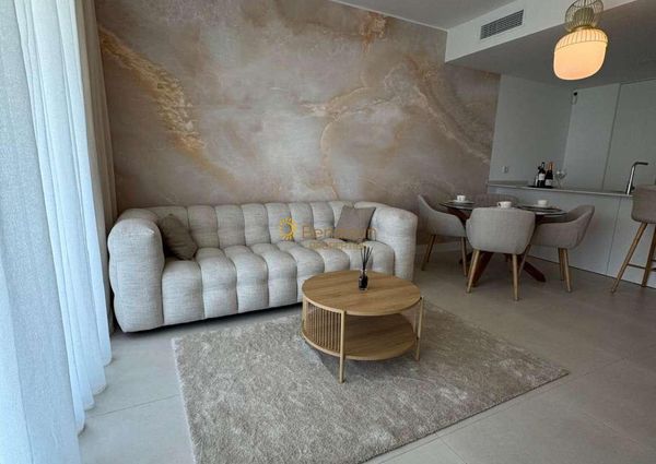 LONG TERM-BEAUTIFUL APARTMENT FOR RENT IN LUXURY URBANIZATION, FUENGIROLA.