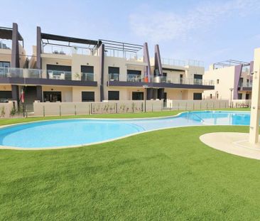 Luxury Flat for rent in Pilar de la Horadada, Valencia - Photo 4