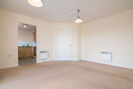 2 bedroom flat to rent - Photo 5
