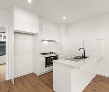 Brand New Contemporary Style just off Keilor Road - Photo 4