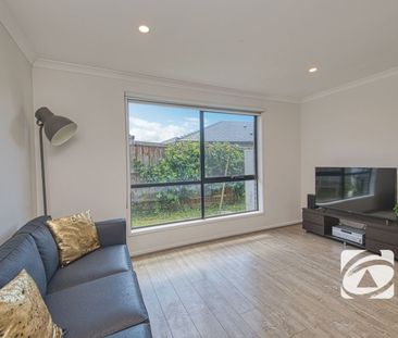 PARK FACING BEAUTY - Photo 1