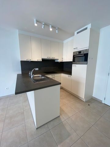 Appartement te huur - Foto 2