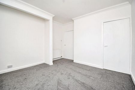 2 bedroom property to rent - Photo 4
