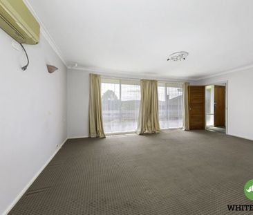 8 Breden Place, Queanbeyan - Photo 5