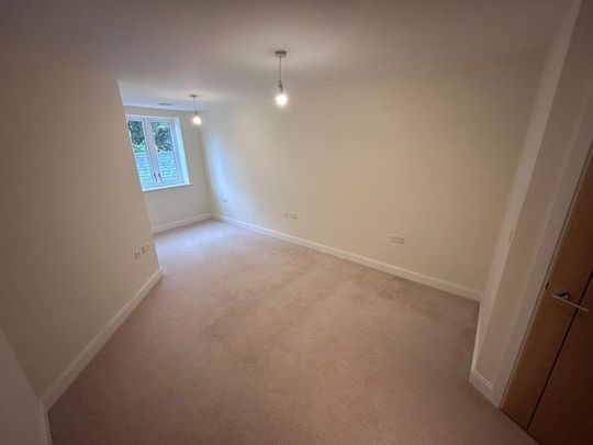 1 bedroom retirement property to rent - Photo 1