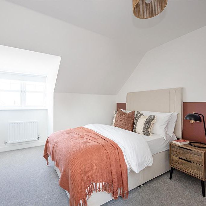 4 bedroom semi-detached house to rent - Photo 1