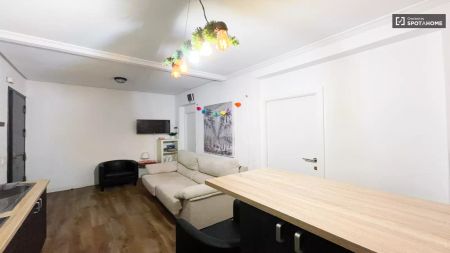Single Bed in Room in a shared 4-bedroom apartment for rent in Bellas Vistas, all bills included - Foto 3
