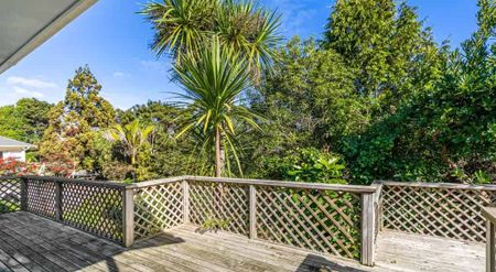 Fantastic Family Home - Photo 4