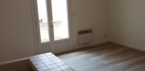 Location Appartement 1 pièce 30m² - Photo 2