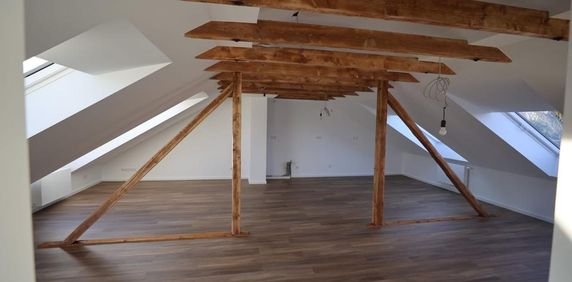 Kernsanierte DG-Wohnung Stadionviertel Neuss - Photo 2