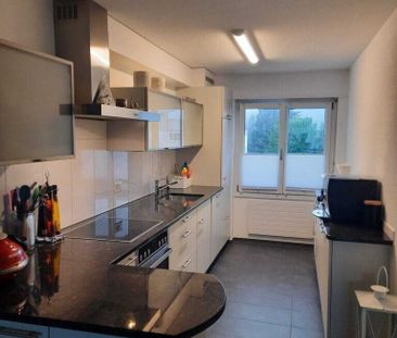 Luxurious 4.5-room apartment in a central location in Kirchberg - Photo 5