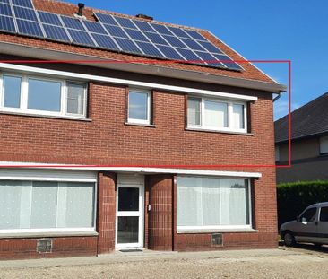Verzorgd 1-slaapkamerappartement met parkeerplaats te Neeroeteren. - Photo 5