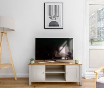 1 bedroom flat to rent - Photo 2