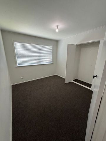 Charming 3BR Henderson Haven - Photo 2