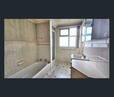 Central Ulverstone - Circa 1940 - Photo 6