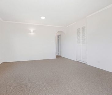 Dee Why, 4/66 Oaks Avenue - Photo 1