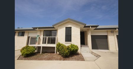 CENTRAL SPACIOUS VILLA - Photo 3