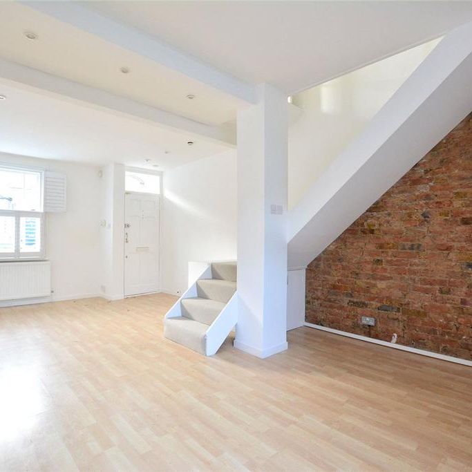 3 bedroom terraced house to rent - Photo 1