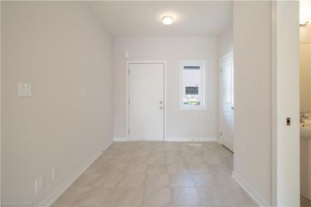 For Lease - 14 Trailside Drive, Haldimand, Ontario - Photo 2