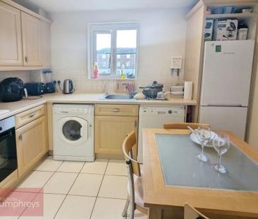 St Lukes Court, Hatfield, AL10 - Photo 5