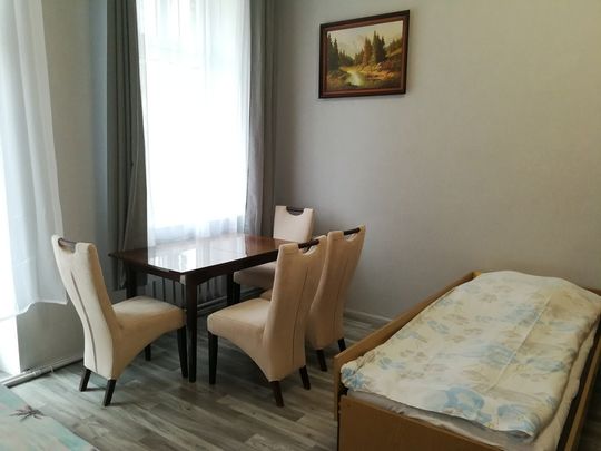 Mieszkanie pracownicze, dla 10-12 osób, centrum - Photo 1