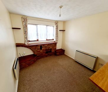 1 Bedroom Flat to Rent in Spencer Court, Station Road, Rushden, Nor... - Photo 5