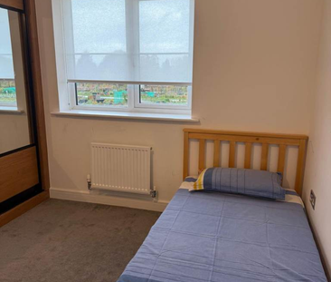 4 bedroom house to rent - Photo 6