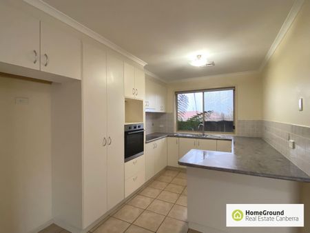 42 Warrumbul Street, Ngunnawal ACT 2913 - House For Rent | Domain - Photo 4