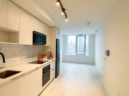For Lease - 5 Defries Street Unit# 920, Toronto, Ontario - Photo 4