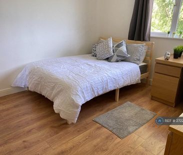 1 bedroom in a house share to rent - Photo 5