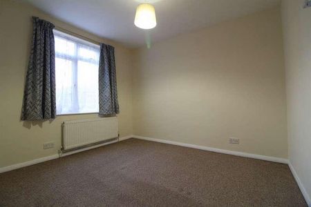 Basingstoke Road, Reading, RG2 - Photo 5