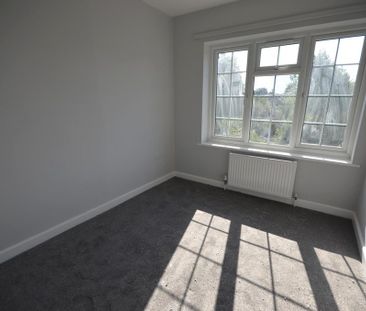 4 bedroom semi-detached house to rent - Photo 6