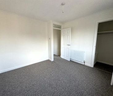 Heron Way, Cullompton - Photo 3