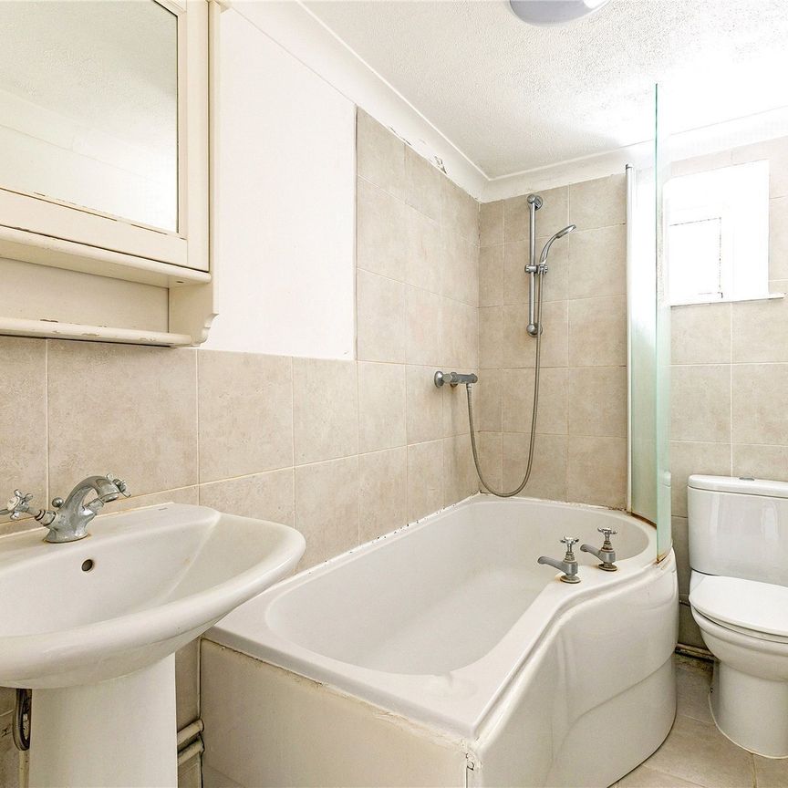 Church Road, Richmond, TW10 flat to rent - Photo 1