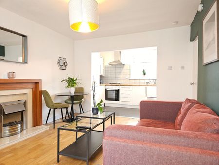1 Bed Flat, Maxwell Gardens, G41 - Photo 2