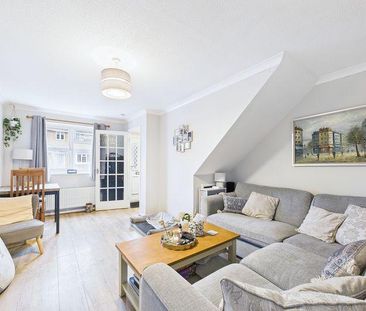 2 bedroom terraced house to rent - Photo 2