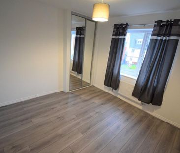 2 bedroom coach house to rent - Photo 5