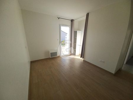 Location Maison 4 pièces 91m² - Photo 3