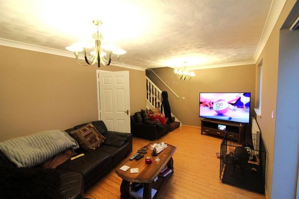 3 bedroom detached house to rent - Photo 1